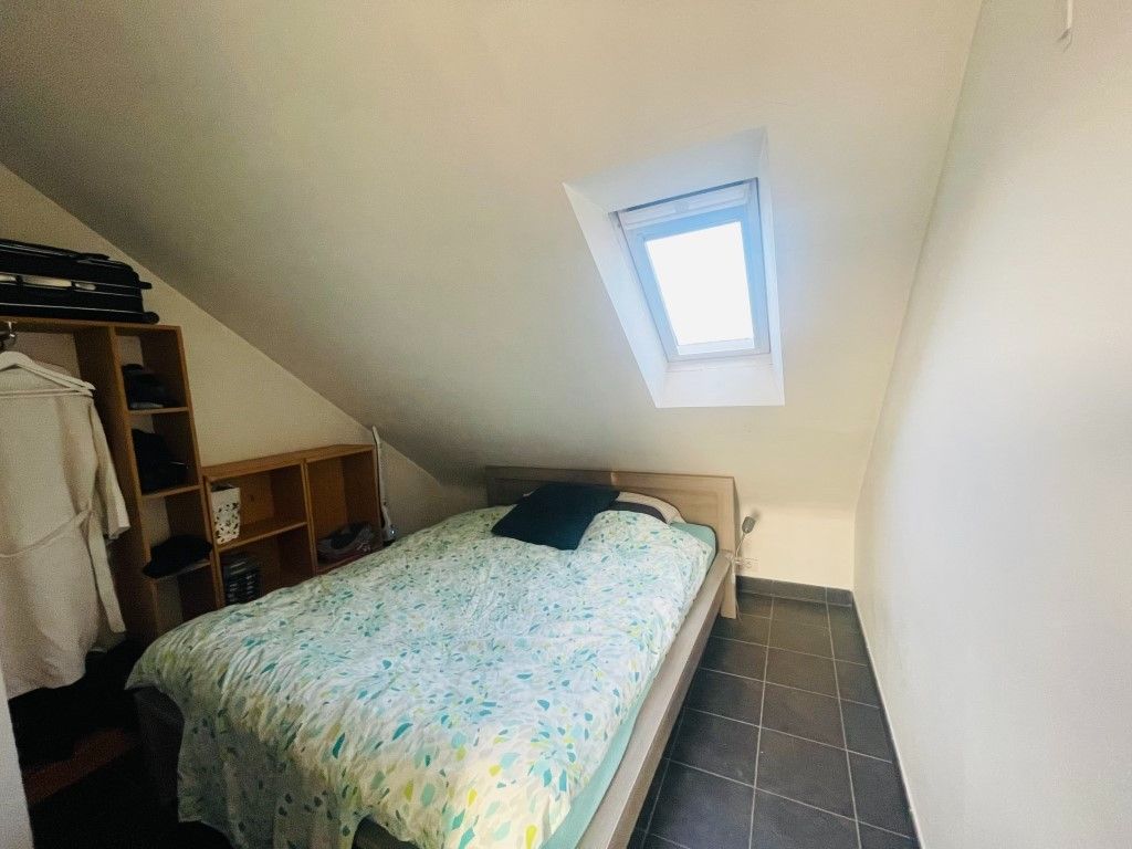 Kristus -Koning  Gezellig LICHTRIJK ENERGIEZUINIG appartement met 1 slaapkamer+ autostaanplaats in open lucht, LIFT in het gebouw. foto 8