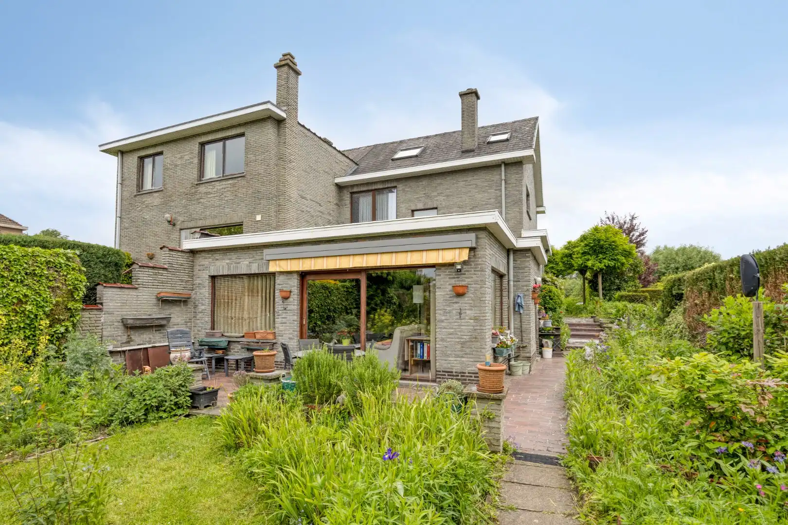 Te koop in Merchtem – Halfopen bebouwing met zonnige tuin op 4a 84ca foto 16