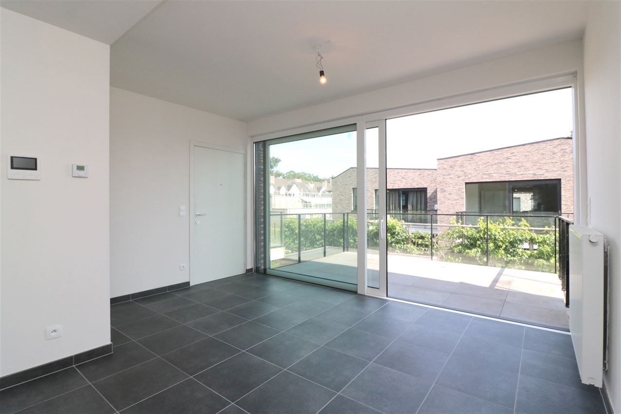 3 appartementen en 4 autostaanplaatsen foto 66