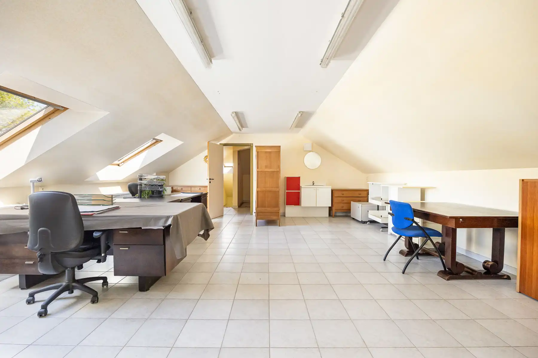 Vrijstaande villa met kantoor op prachtig perceel (6.708m²)! foto 27