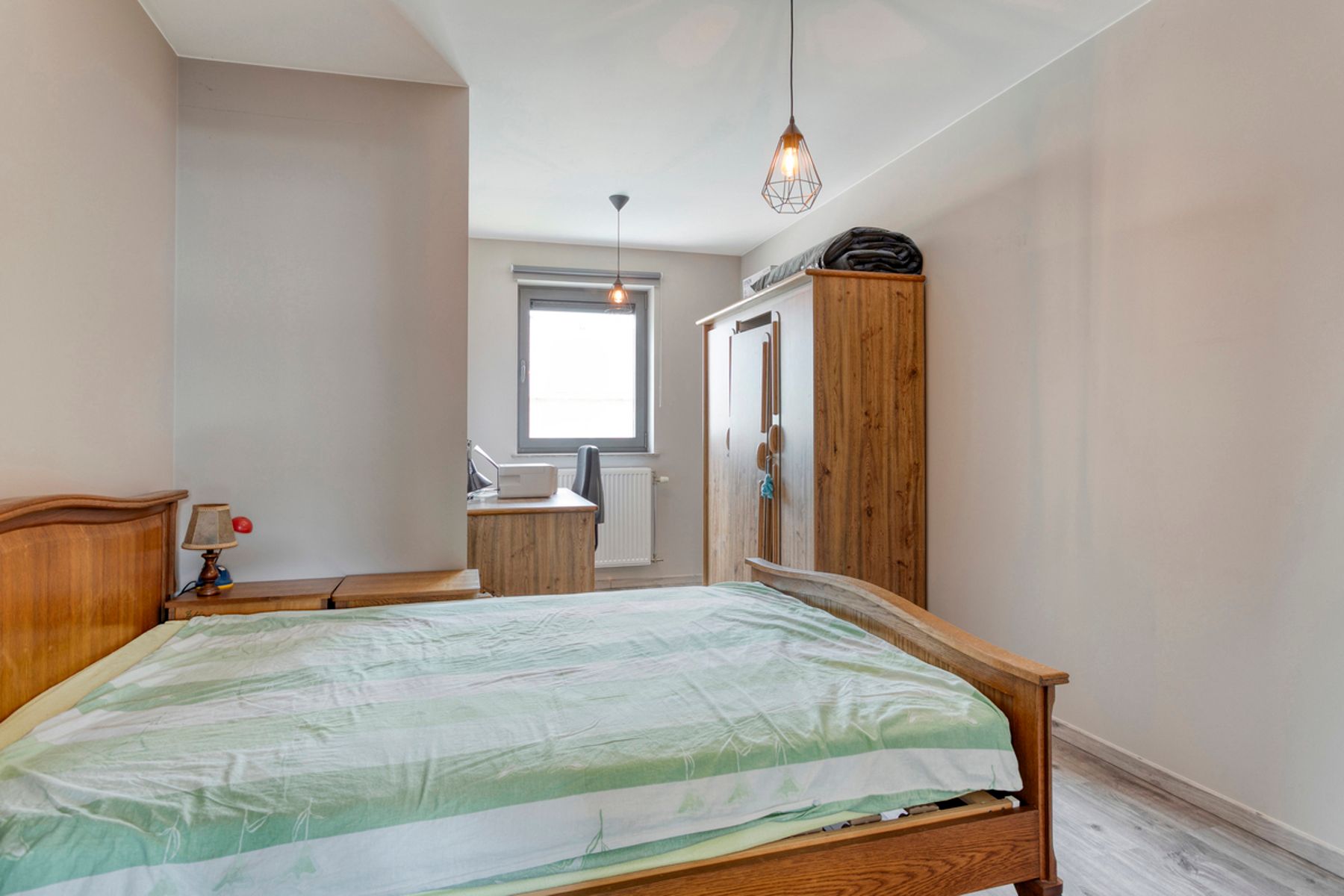 Recente HOB met 2 slaapkamers, tuin en garage! foto 16