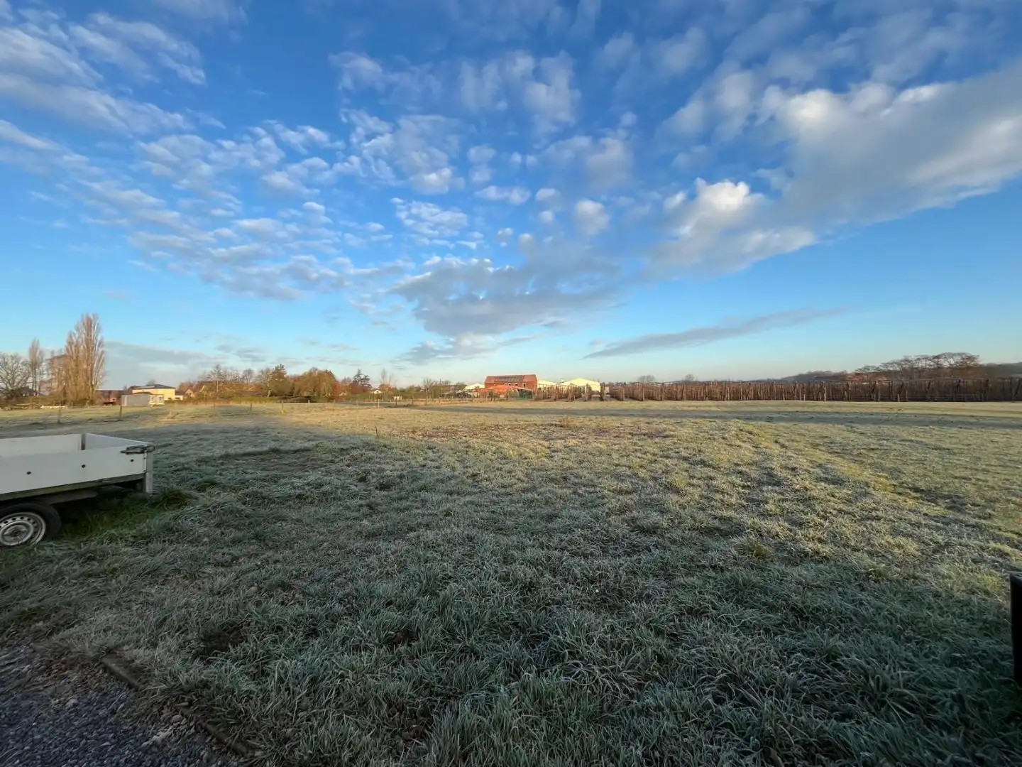 PRACHTIG GERENOVEERDE WONING MET 3 SLAAPKAMERS, 2 BADKAMERS, INPANDIGE GARAGE EN PAARDENSTALLINGEN MET ENERGIEZUINIG EPC TE WIJER (NIEUWERKERKEN)  foto 37