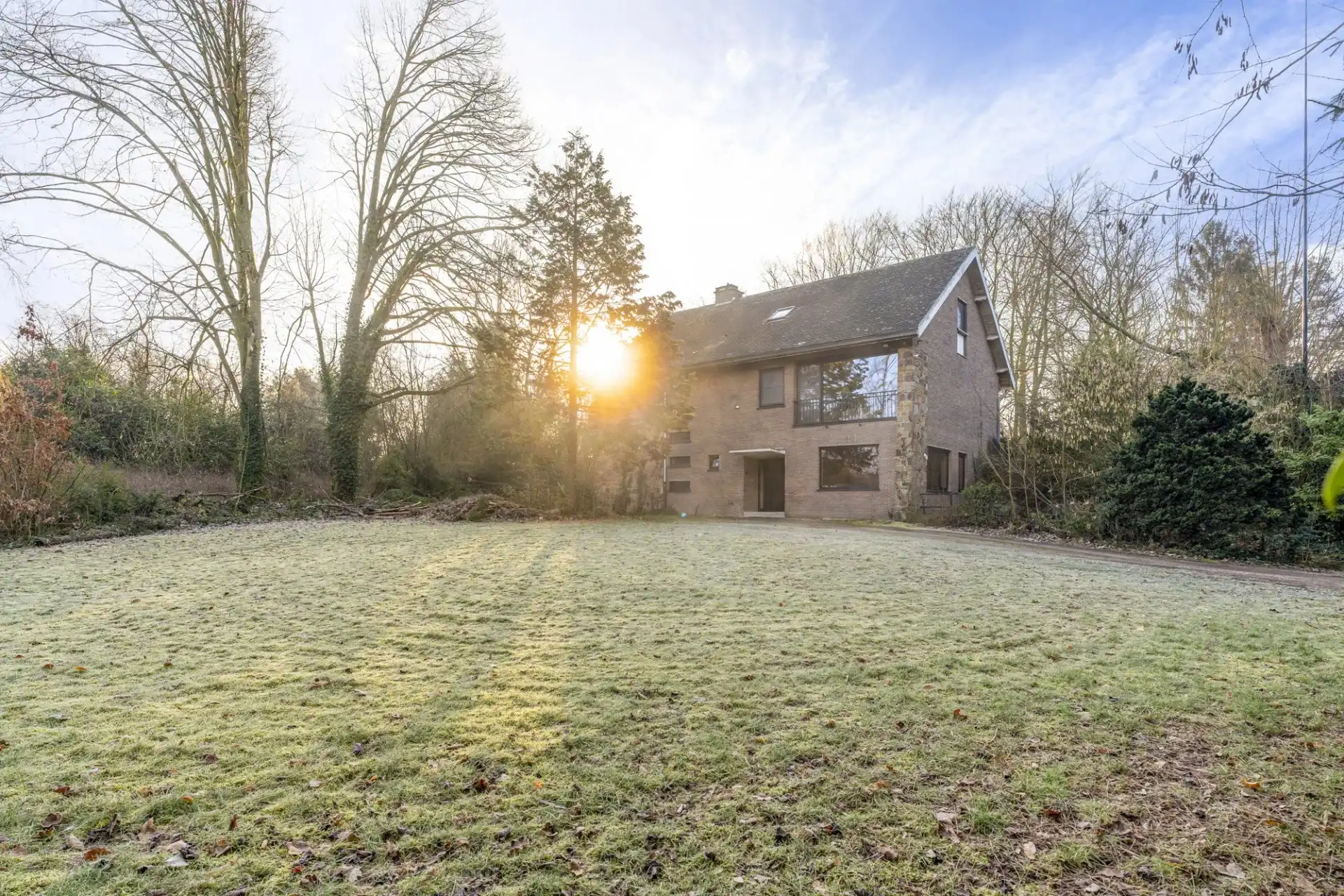 Karaktervolle ingenieurswoning op riant perceel foto 27