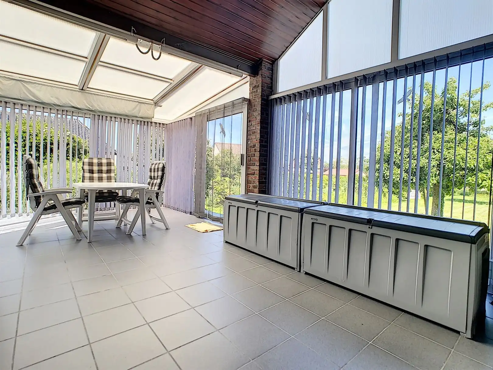Ruime landelijke woning met 5 slpks, 19a 76ca foto 16