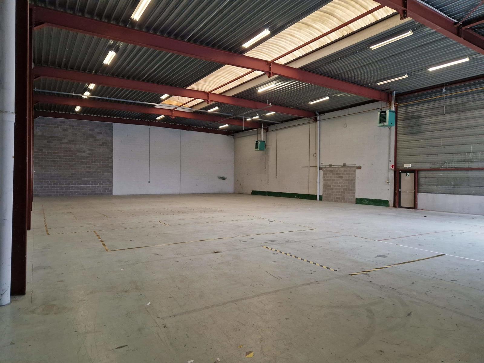Bedrijfsunit te huur op centrale locatie in Aartselaar foto 5
