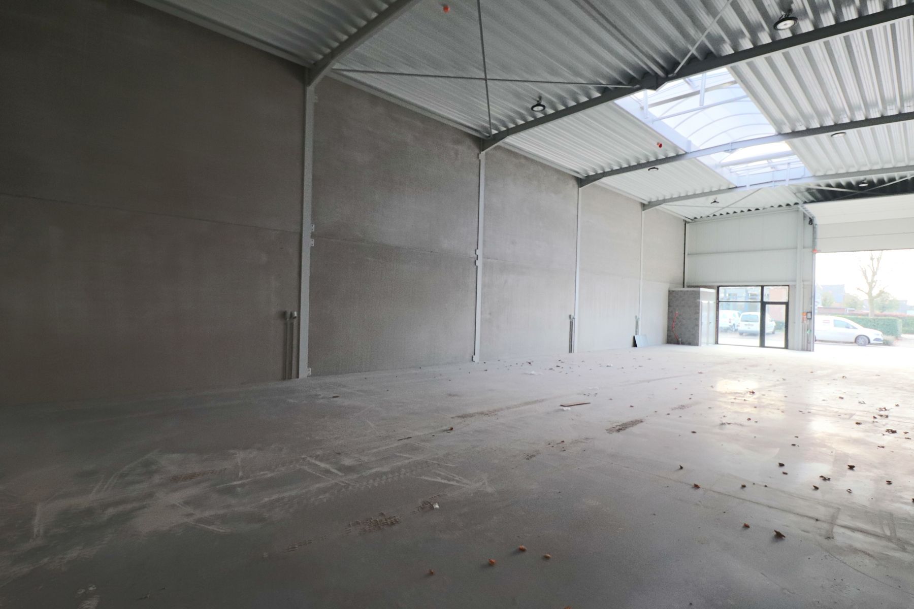 Een nieuwbouw opslag- / bedrijfsruimte van 275 m². foto 6