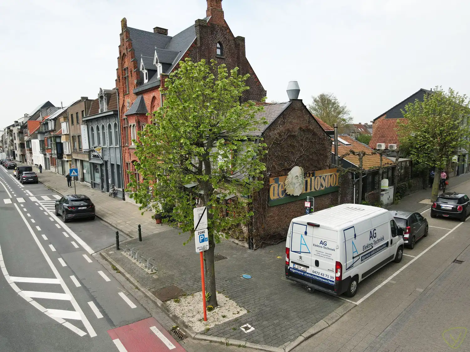 Voormalig muziek- en eetcafé “De Filosoof” wordt verkocht. foto 2