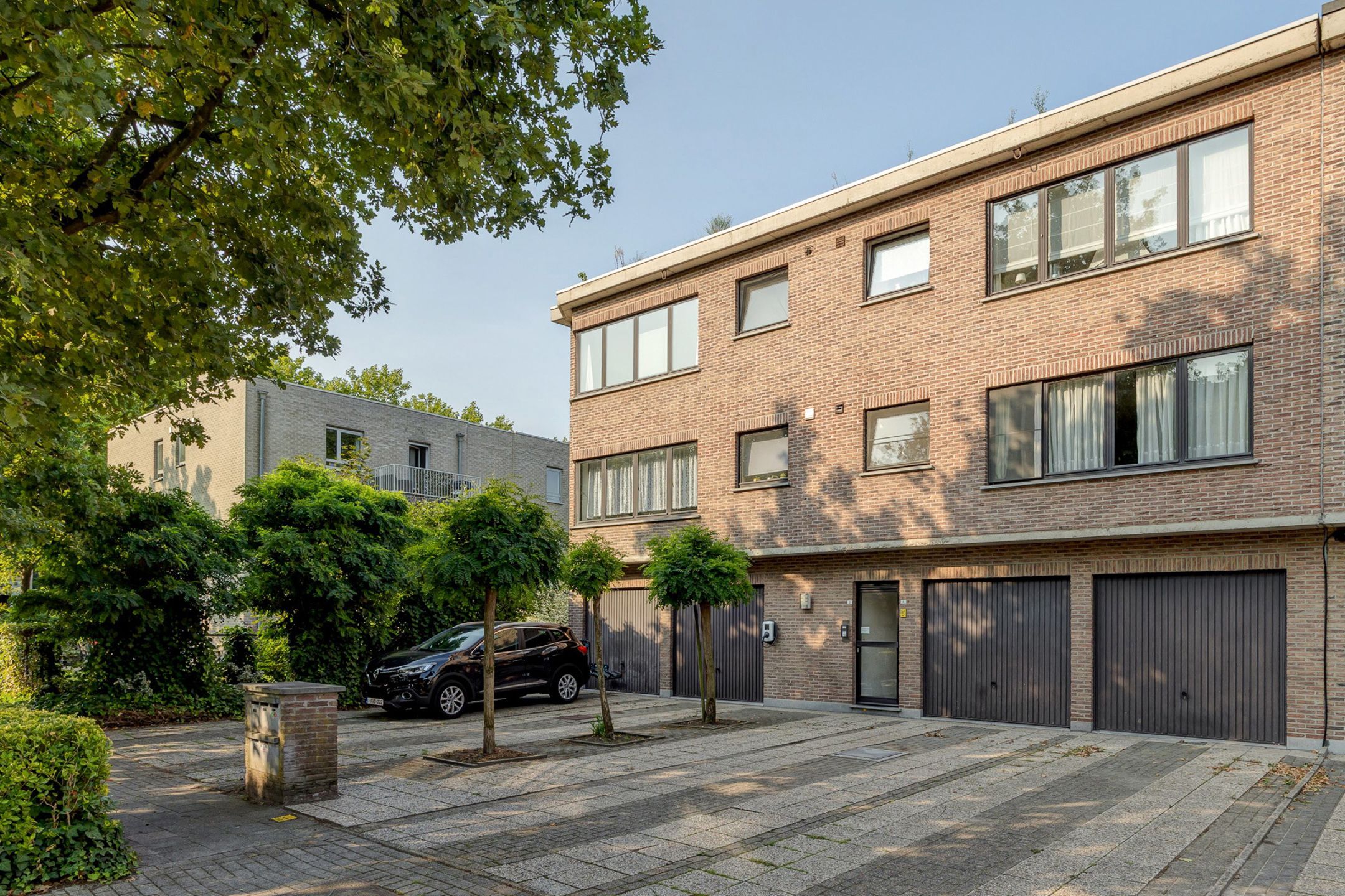 BRASSCHAAT - 2 SLK appartement in kleinschalig gebouw foto 5