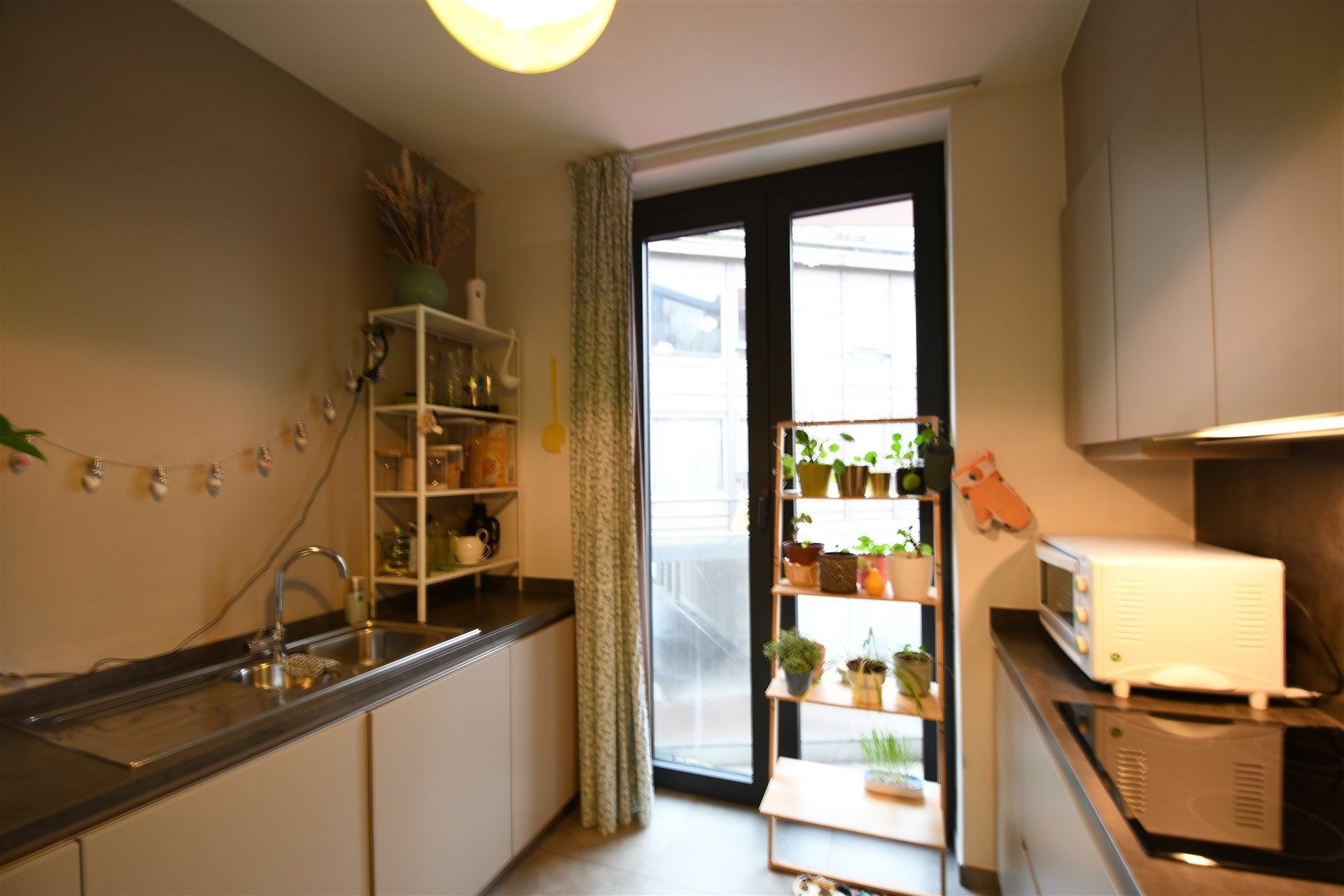 Centraal gelegen appartement met 2 slaapkamers en terras in  foto 5