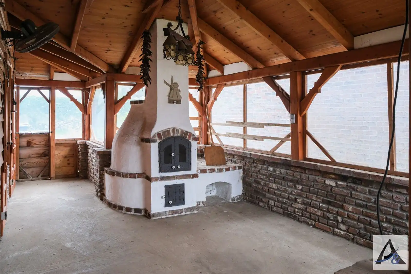 Bijzondere eigendom met woon- en werkmogelijkheden in het pittoreske Kessenich foto 24