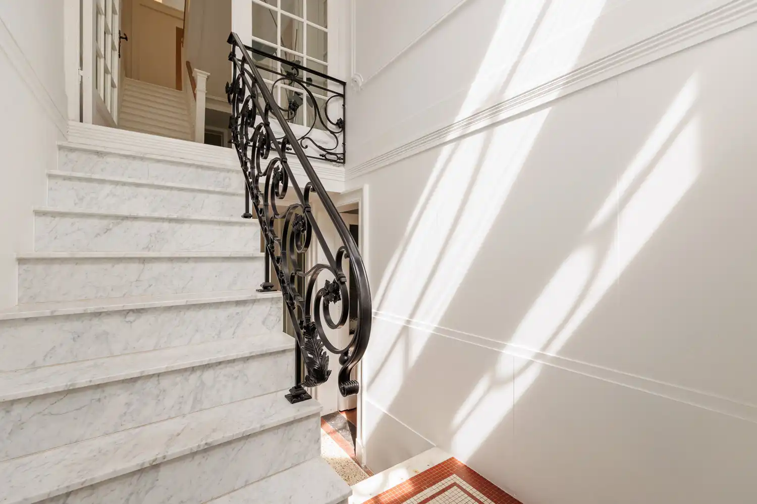 Instapklare en ruime herenwoning (362m²/EPC B) met zalige buitenruimtes op toplocatie te Antwerpen-Zuid: ideaal voor combi wonen/werken! foto 5