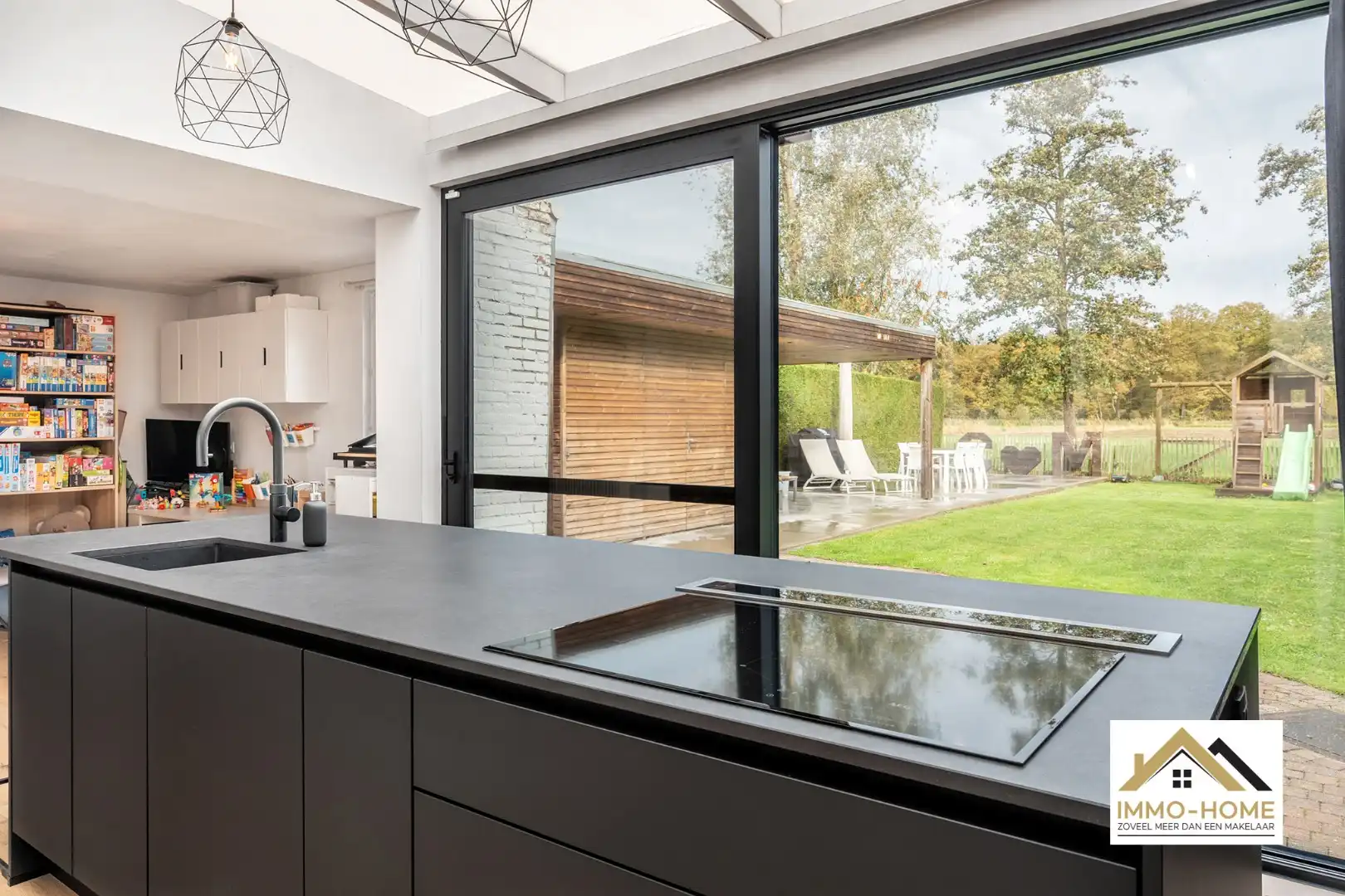 Prachtige gerenoveerde HOB met landelijk uitzicht!  foto 7