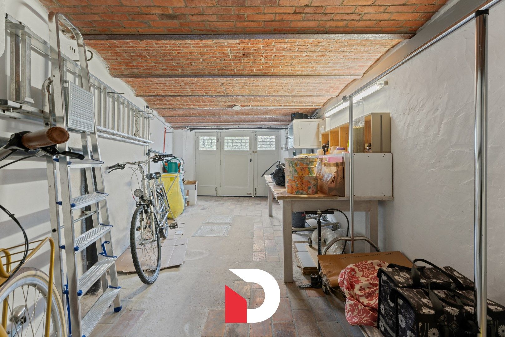 Modernistisch herenhuis te Kristus-Koning foto 28