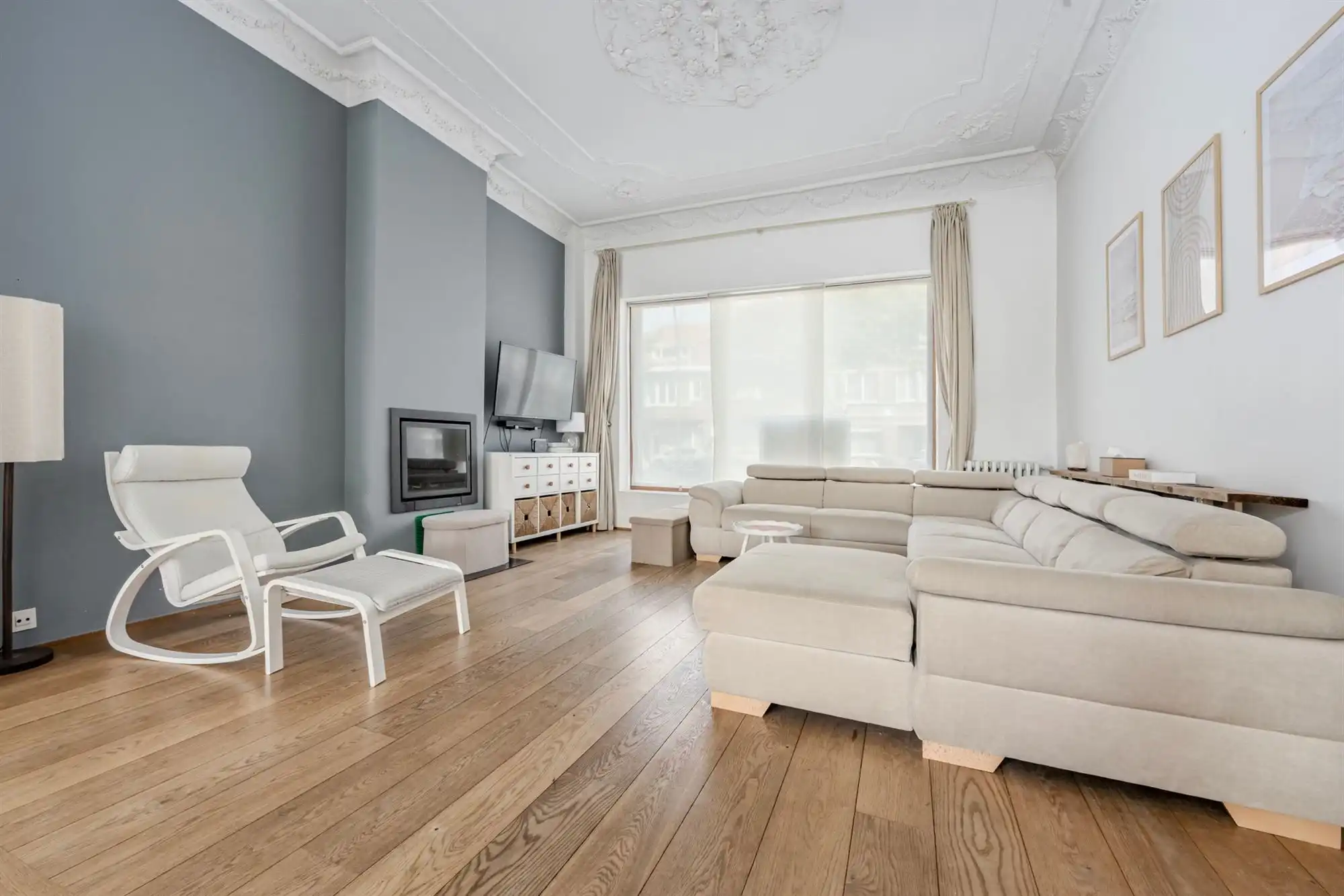 Statige herenwoning met karakter, ruimte en moderne luxe op toplocatie in Oostende foto 6