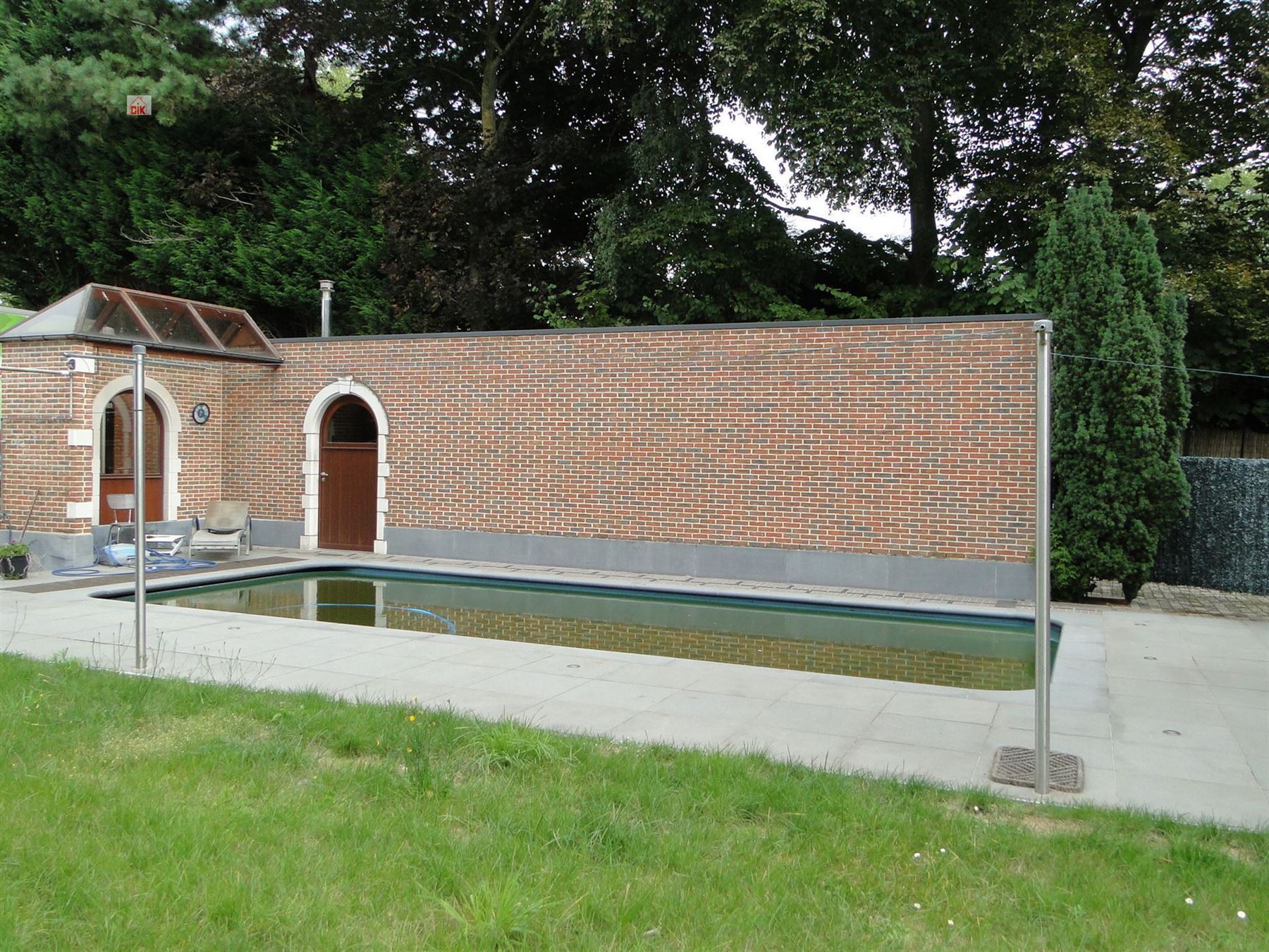 Villa met garage en zwembad  foto 4