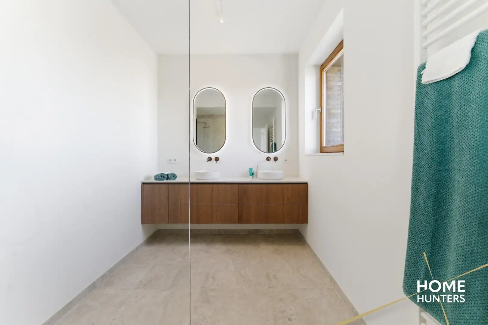 Luxe nieuwbouwappartement met ruim terras (19m²) 2 slaapkamers en 2 badkamers foto 13