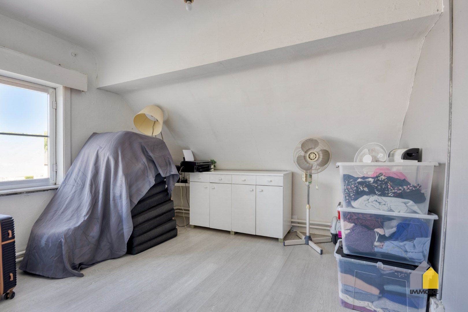 Op te frissen woning met 4 slpks op een perceel van 6 a 19 ca. foto 22