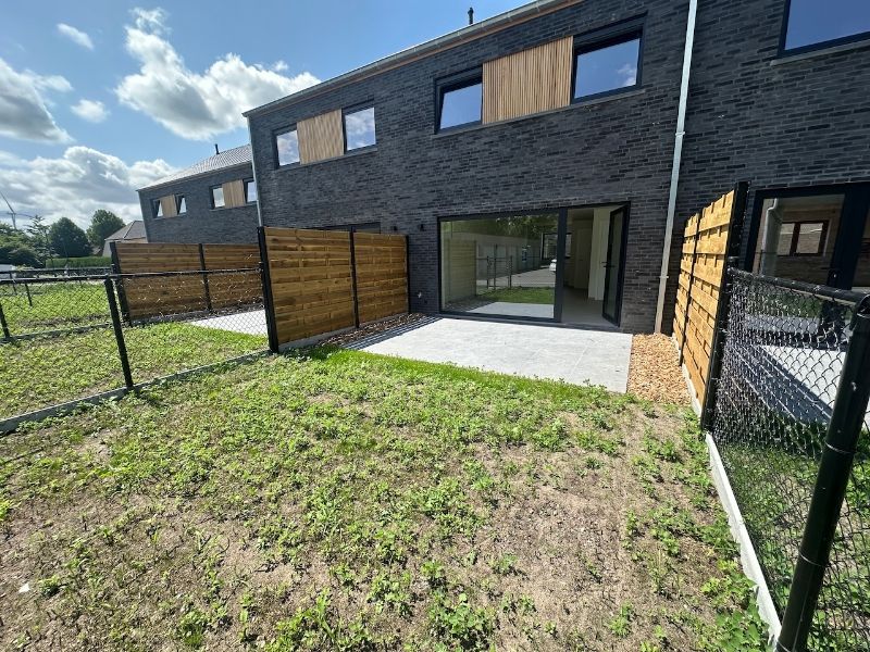 Stijlvolle nieuwbouwwoning in het centrum van Kaprijke! foto 16