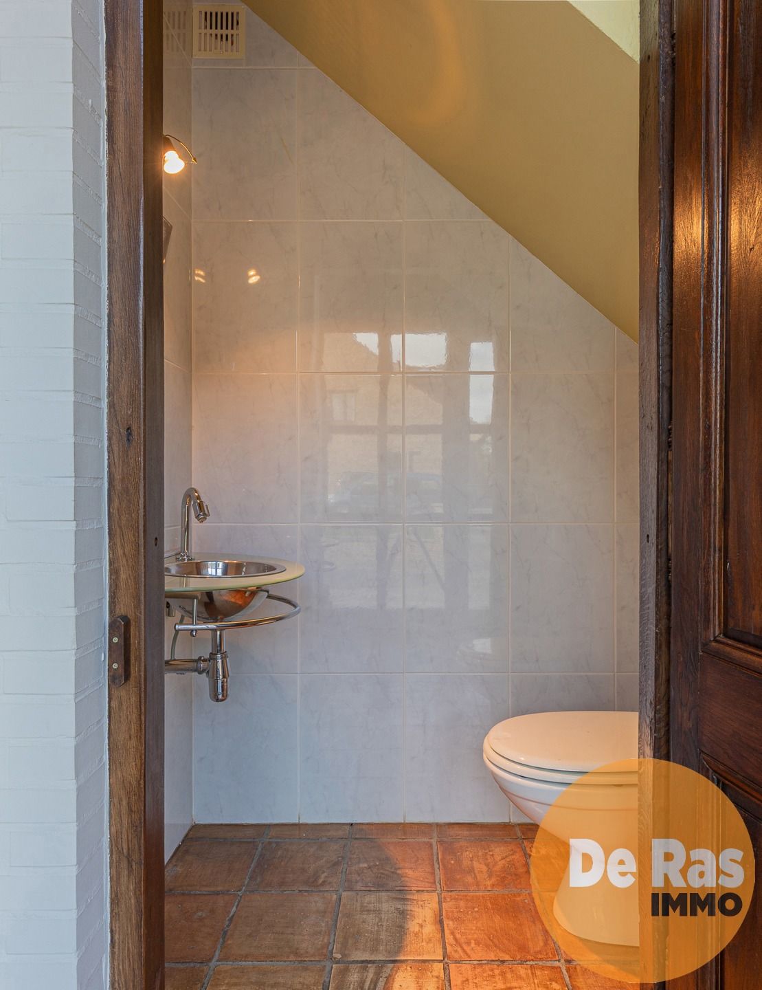 HERZELE - Degelijke 3-gevelwoning met tuin foto 4