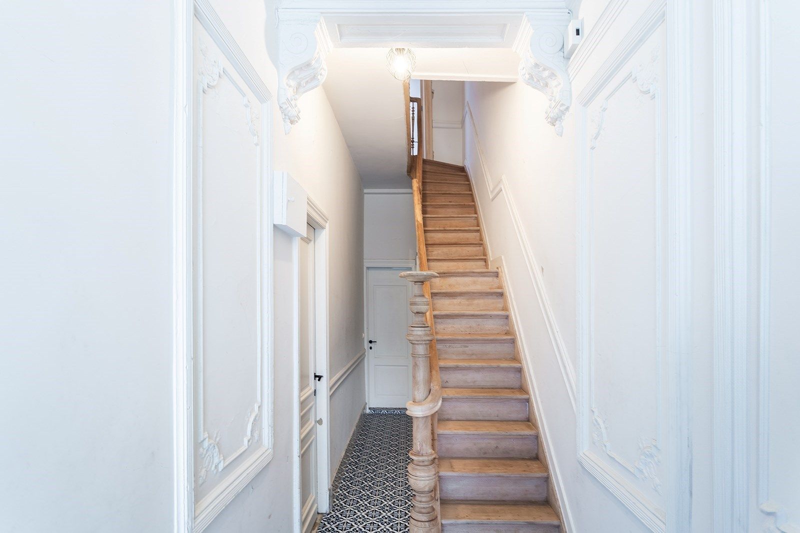 Ruimte, Karakter en Historie in de Prachtige De Marbaixstraat foto 11