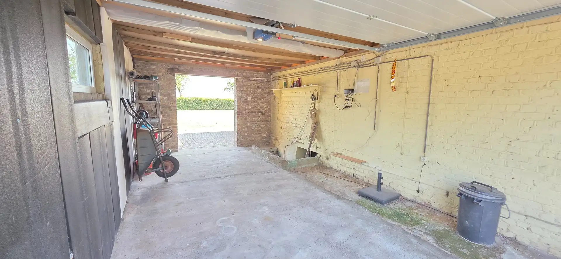 Gunstig gelegen goed onderhouden hoevewoning foto 31