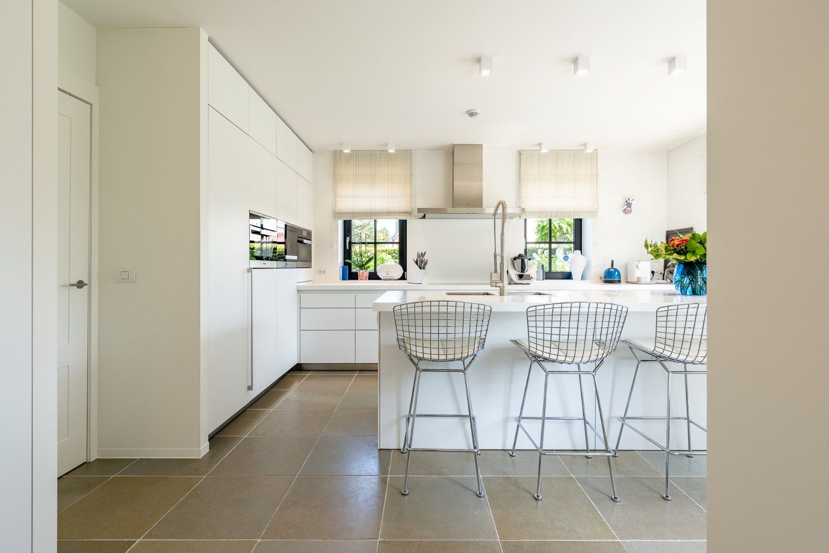 Elegante instapklare villa met zuidgerichte tuin foto 15