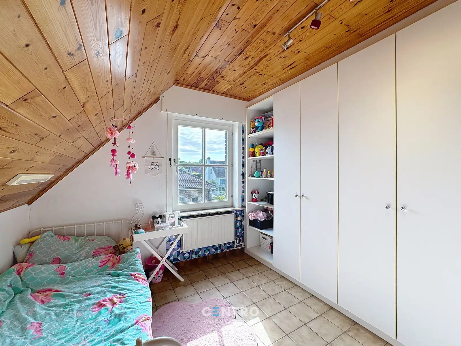 Villa met 5 slpks, veranda én carport te Roeselare! foto 16