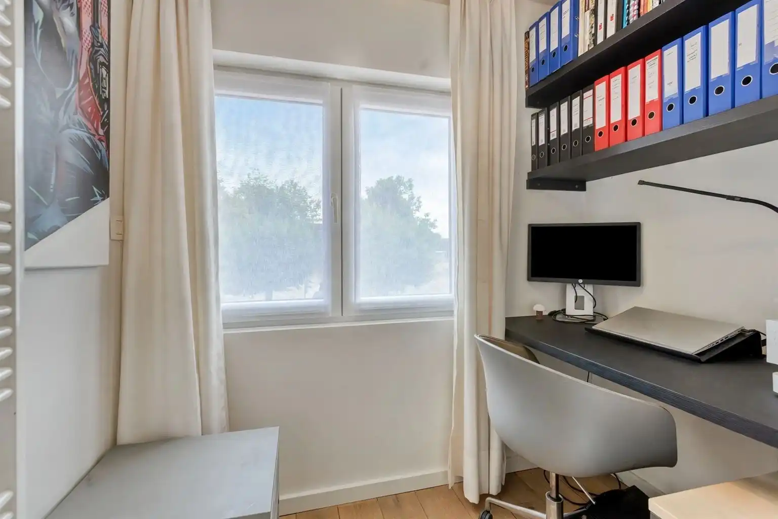 Prachtig gerenoveerde woning met 3 slaapkamers, omheinde tuin en garage, op een rustige doch centrale locatie te Elen foto 24