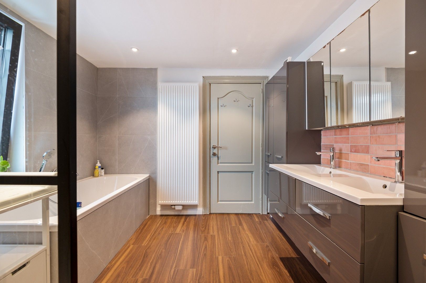 Energiezuinige woning met 4 slpk, inpandige garage en tuin foto 13