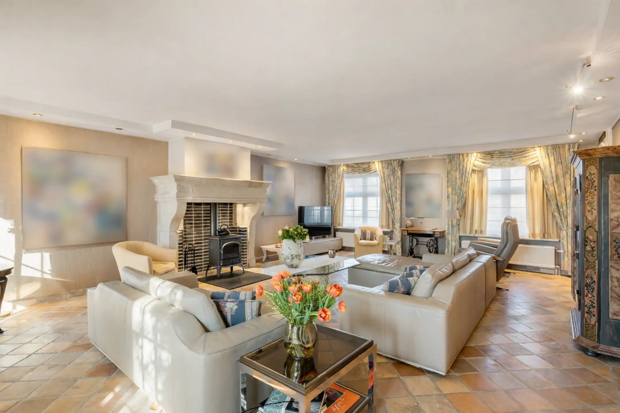 Prachtige en ruime woning gelegen in een rustige doodlopende straat te Mechelen. foto 5