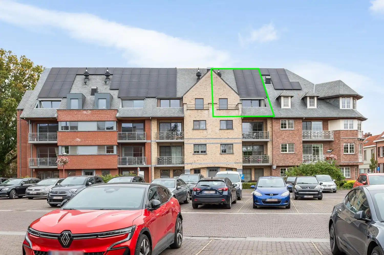 Ruim duplexappartement met 2 slaapkamers op toplocatie te Lint foto 17