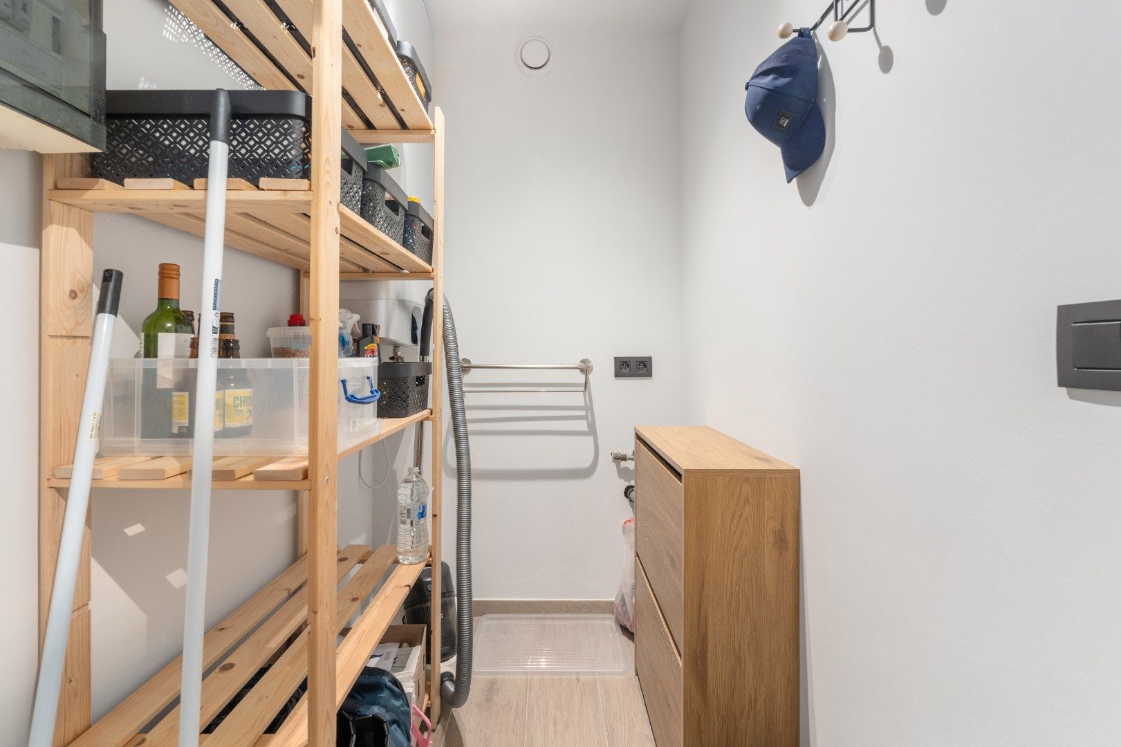 Instapklaar 1-slaapkamerappartement te koop in Oostende – centraal gelegen en gerenoveerd foto 8