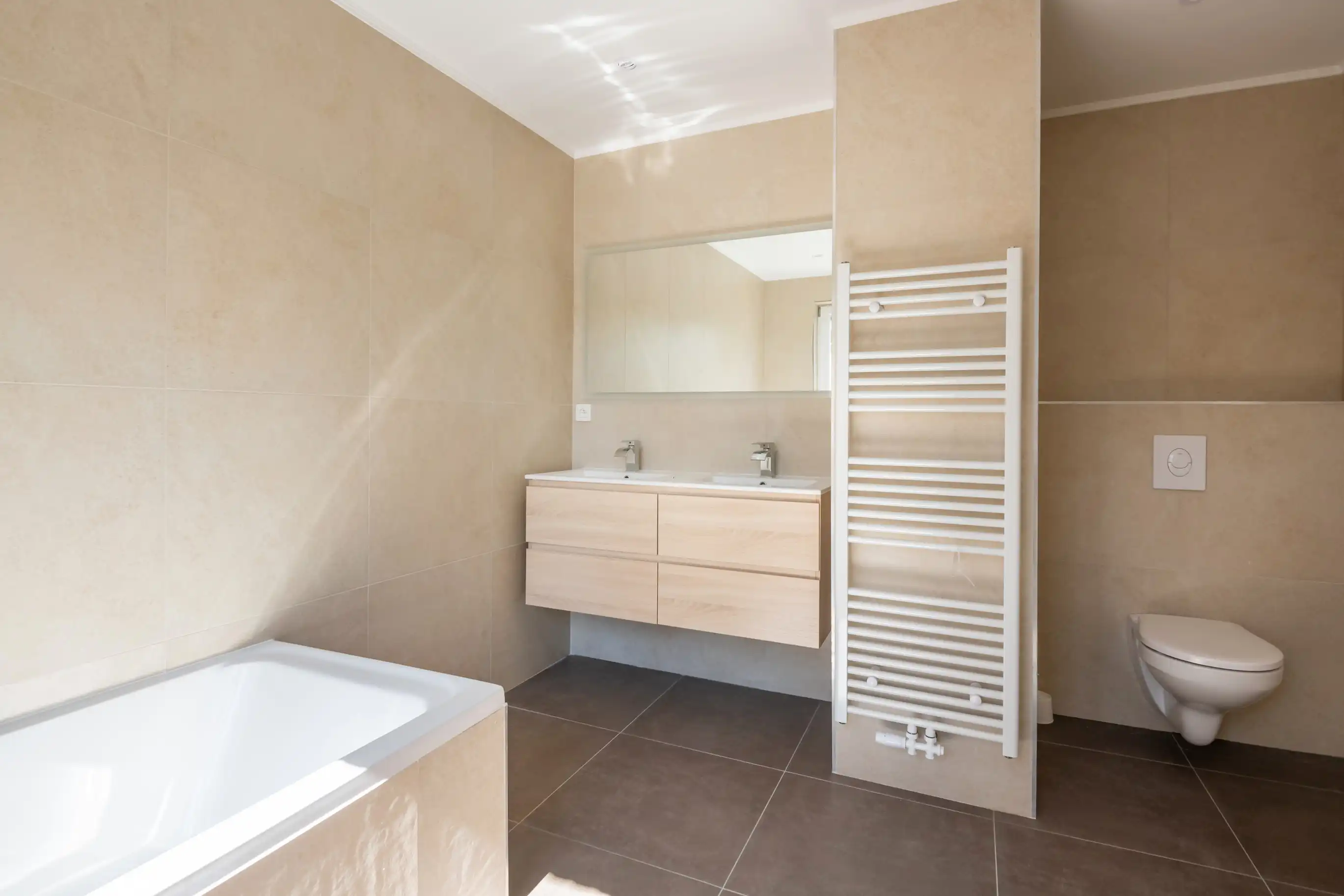 Instapklare stijlvolle woning in Wemmel foto 13