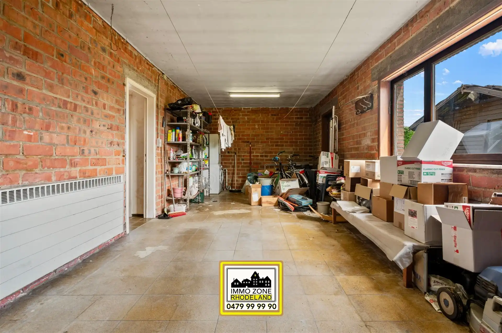Op te frissen ruime woning met 5 slpks en tuin foto 25
