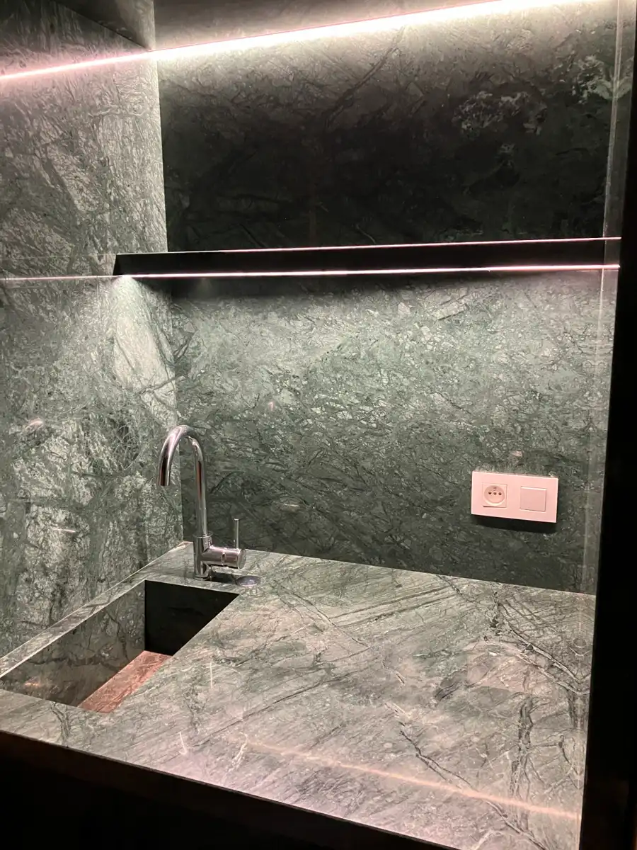 Bijzonder stijlvol ingerichte praktijk- of kantoorruimte... foto 12