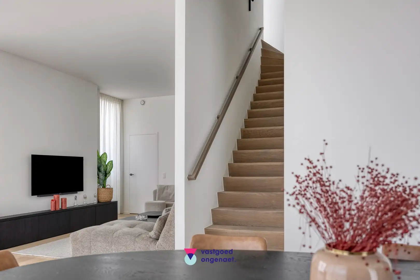 Exclusieve penthouse met zicht op water en stad foto 13