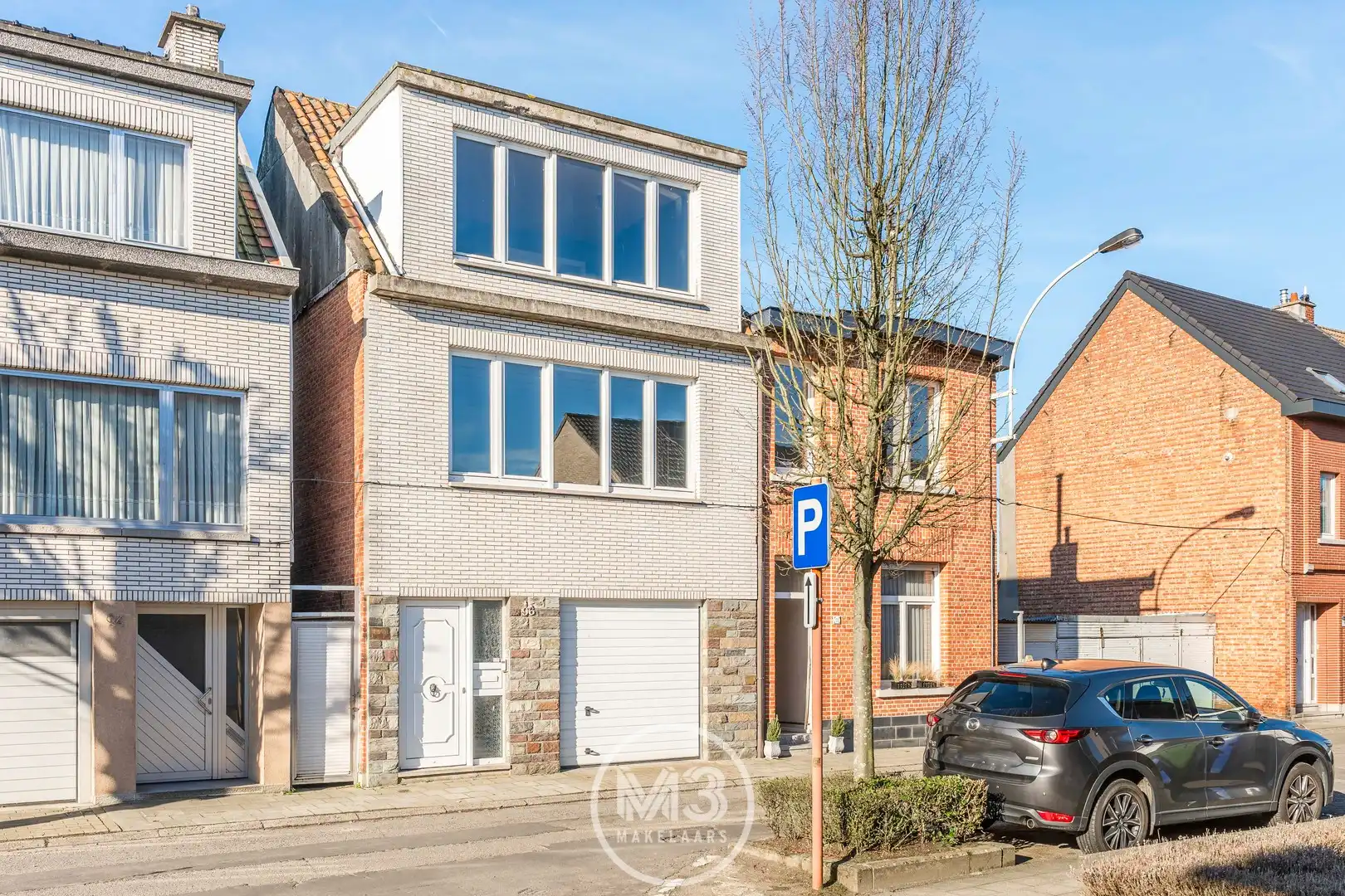 Hoofdfoto van de publicatie: Ruime bel-étage woning met grote tuin