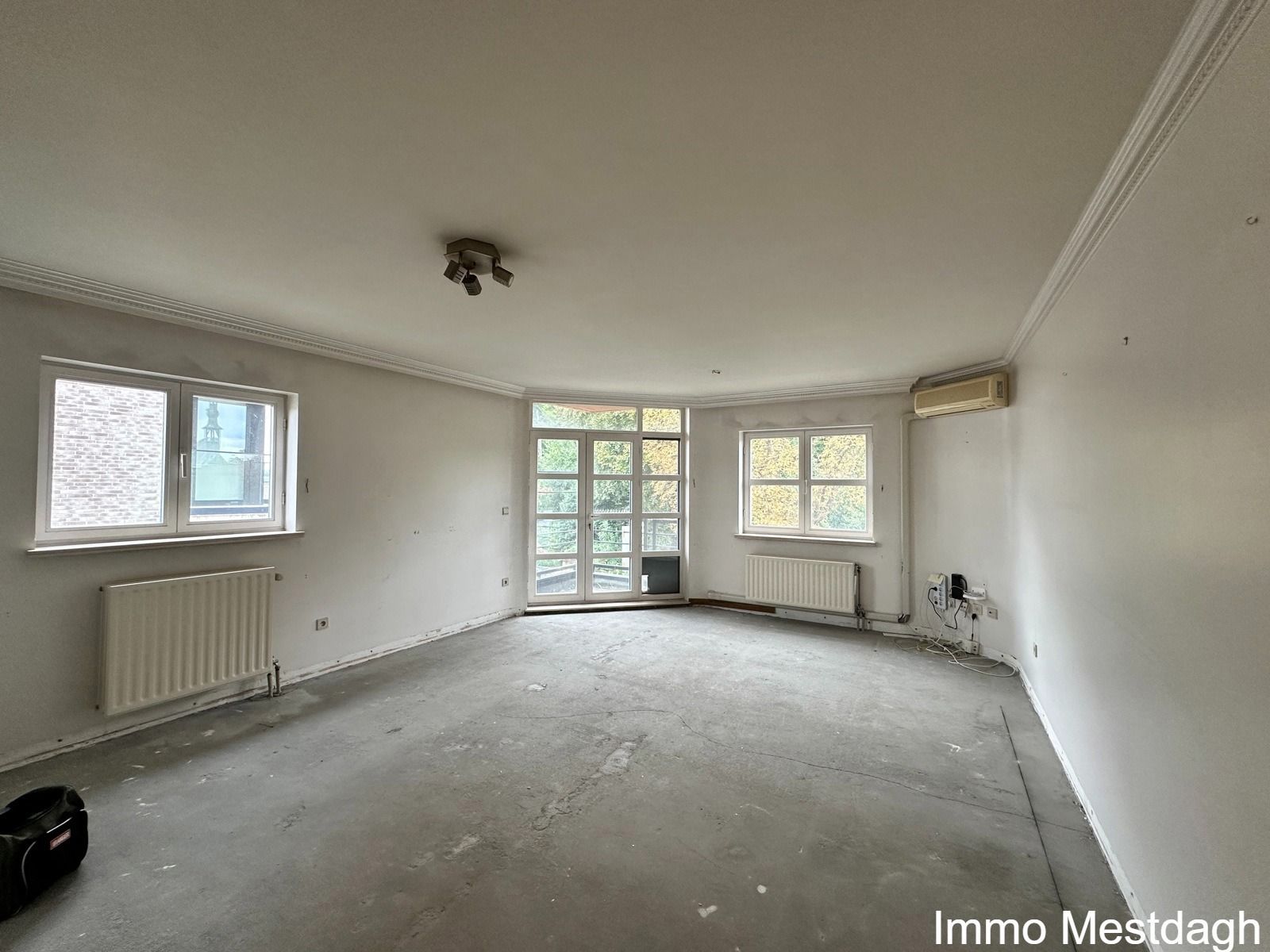 LEUK APPARTEMENT MET POTENTIEEL IN HARTJE DIEST foto 5