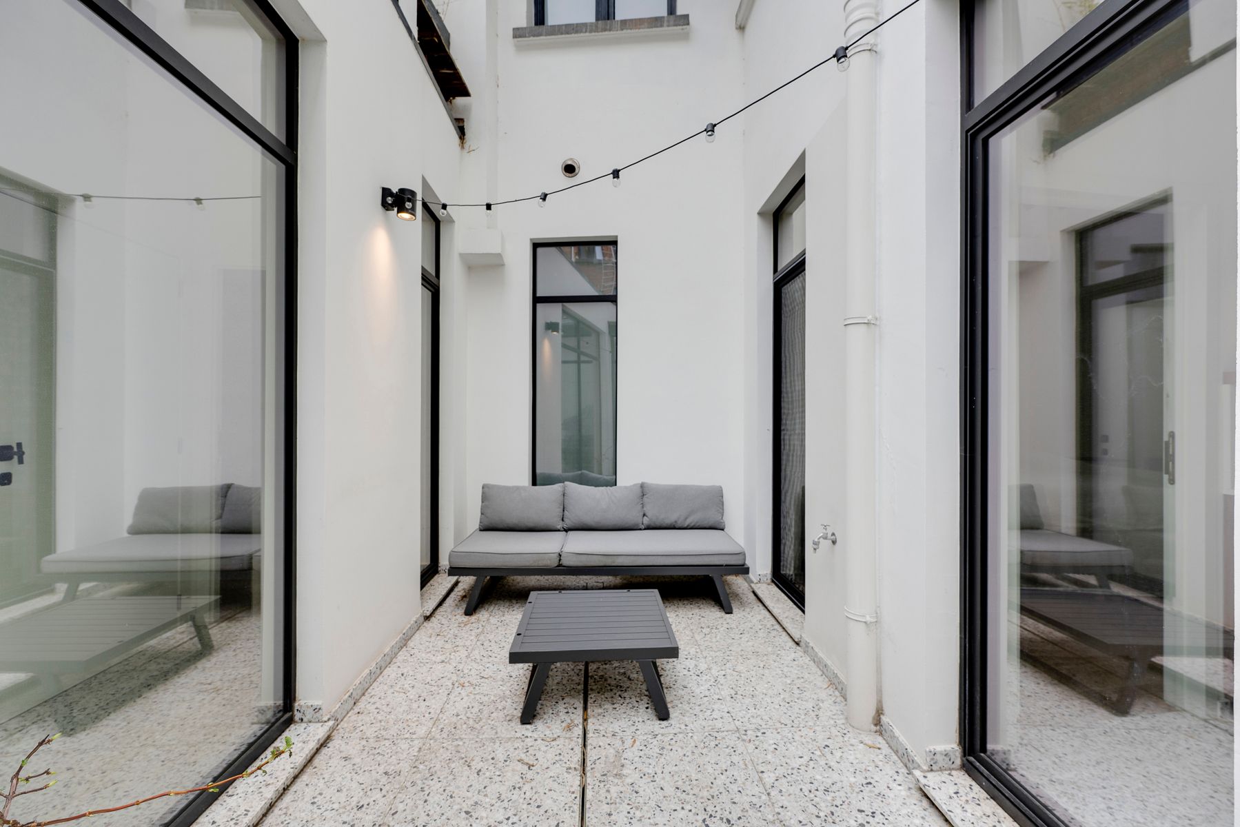 Gelijkvl 2slpk appartement met buitenruimte aan Theaterbuurt foto 5
