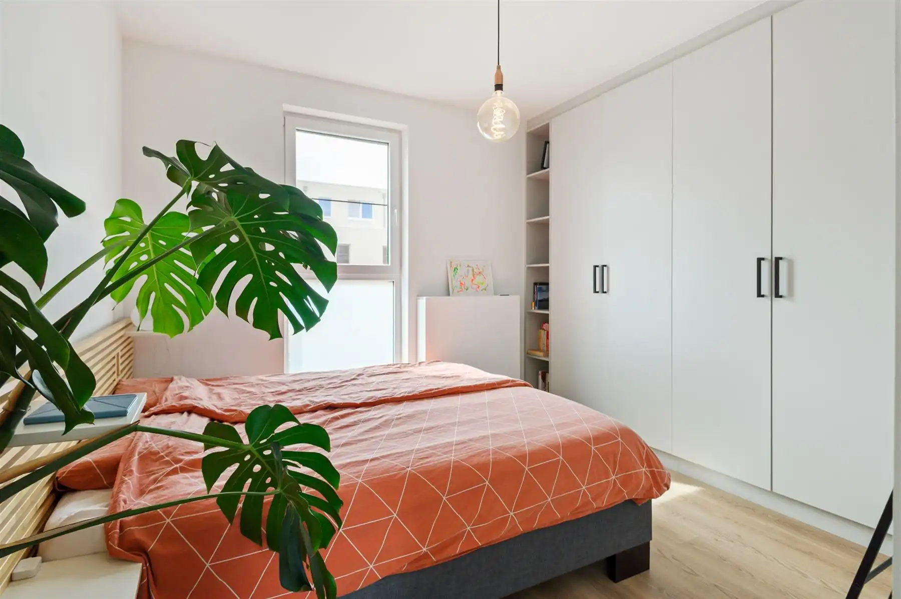 Recente, energiezuinige woning te Deurne! foto 9