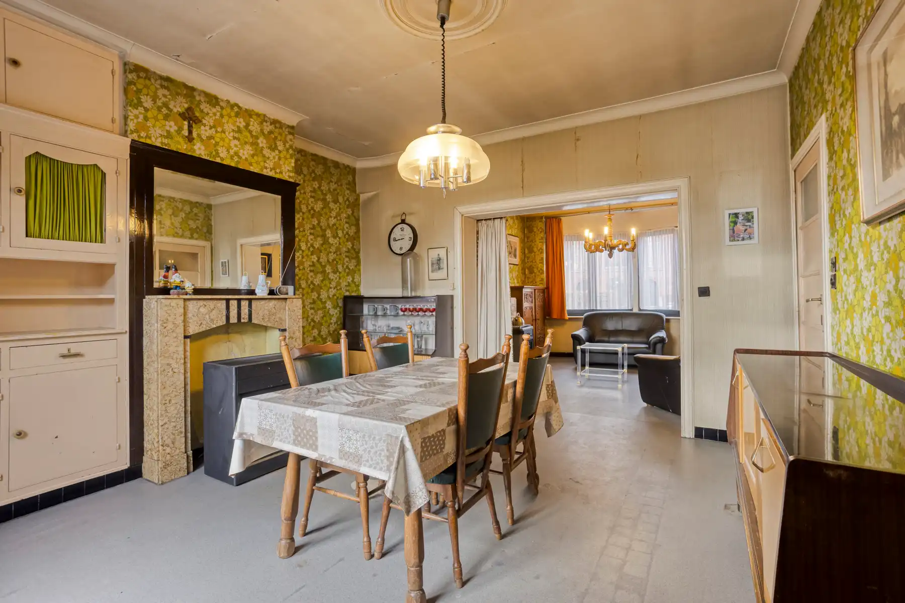 Te renoveren Charmewoning op centrale ligging foto 8