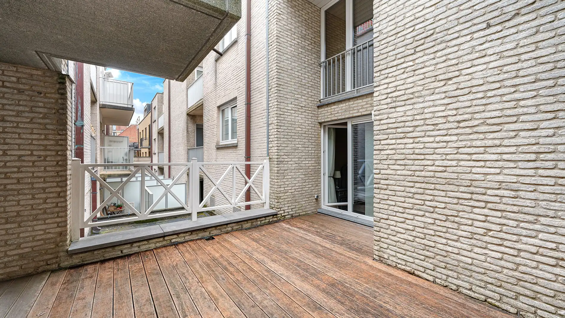 Appartement met 2 slpks. te koop in centrum Knokke foto 16