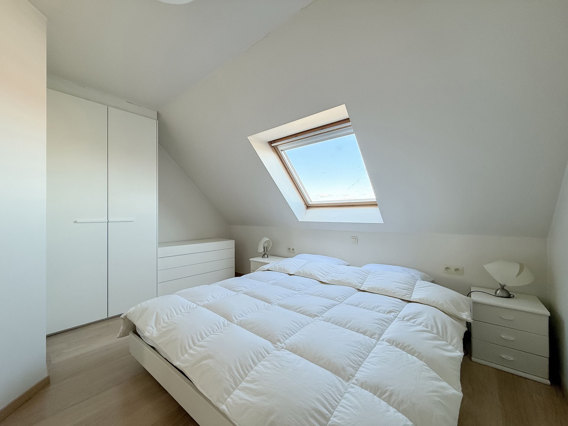 Elegant duplexappartement met zicht op het Ijzerpark... foto 13