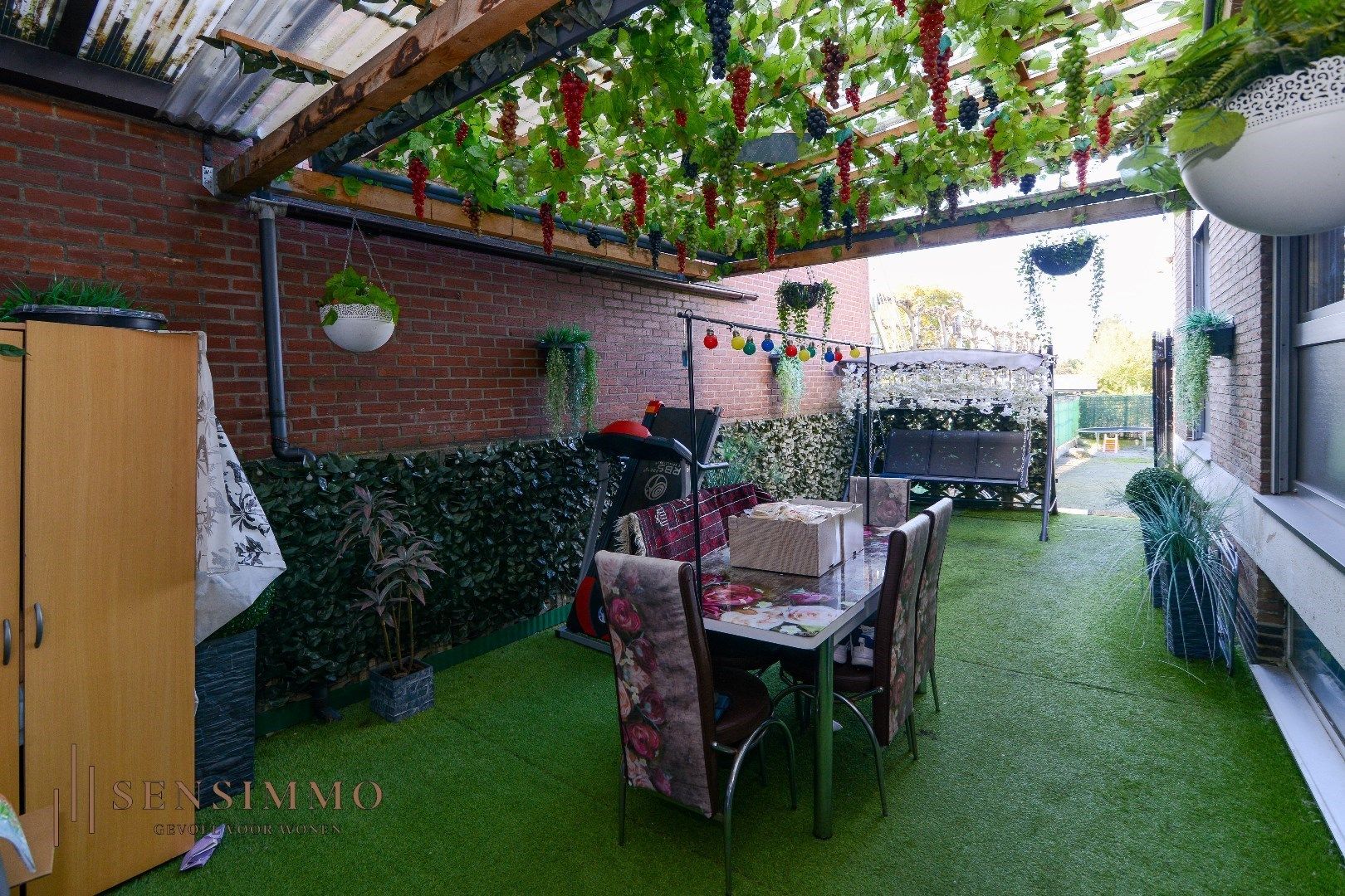 Ruime half open bebouwing met 6 slaapkamers, garage en tuin met energielabel B in Maasmechelen  foto 19