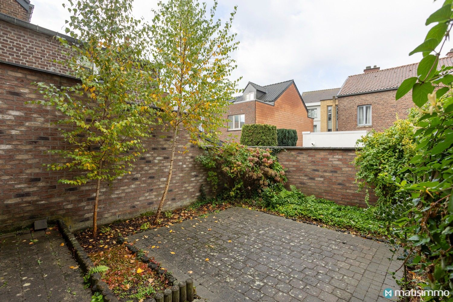 CHARMANTE GEZINSWONING MET VEEL POTENTIEEL DANKZIJ HANDELSGELIJKVLOERS AAN CENTRUM TONGEREN foto 26