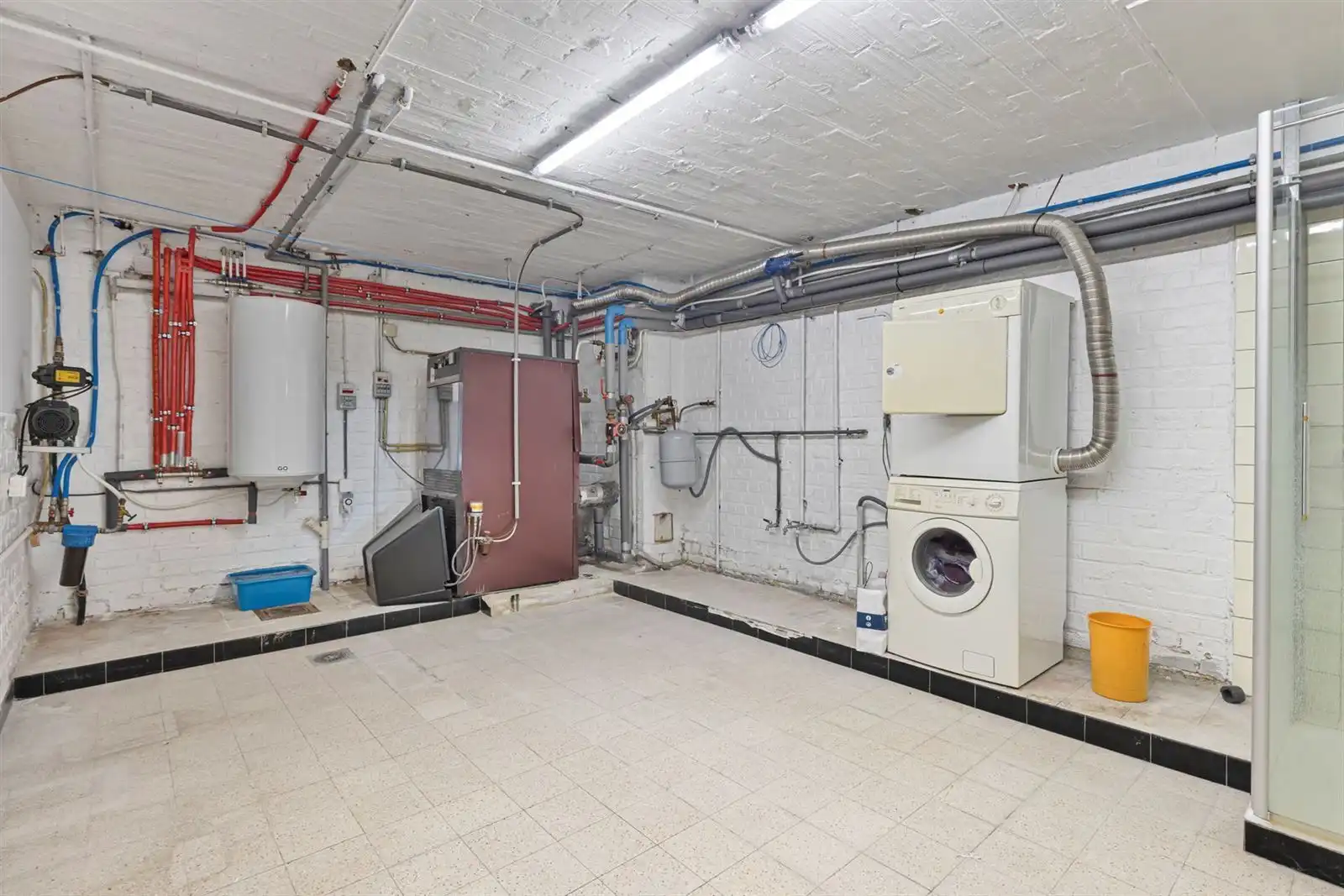 Gerenoveerde villa (450m²) met 4 à 5 slaapkamers op 17a 05ca foto 29