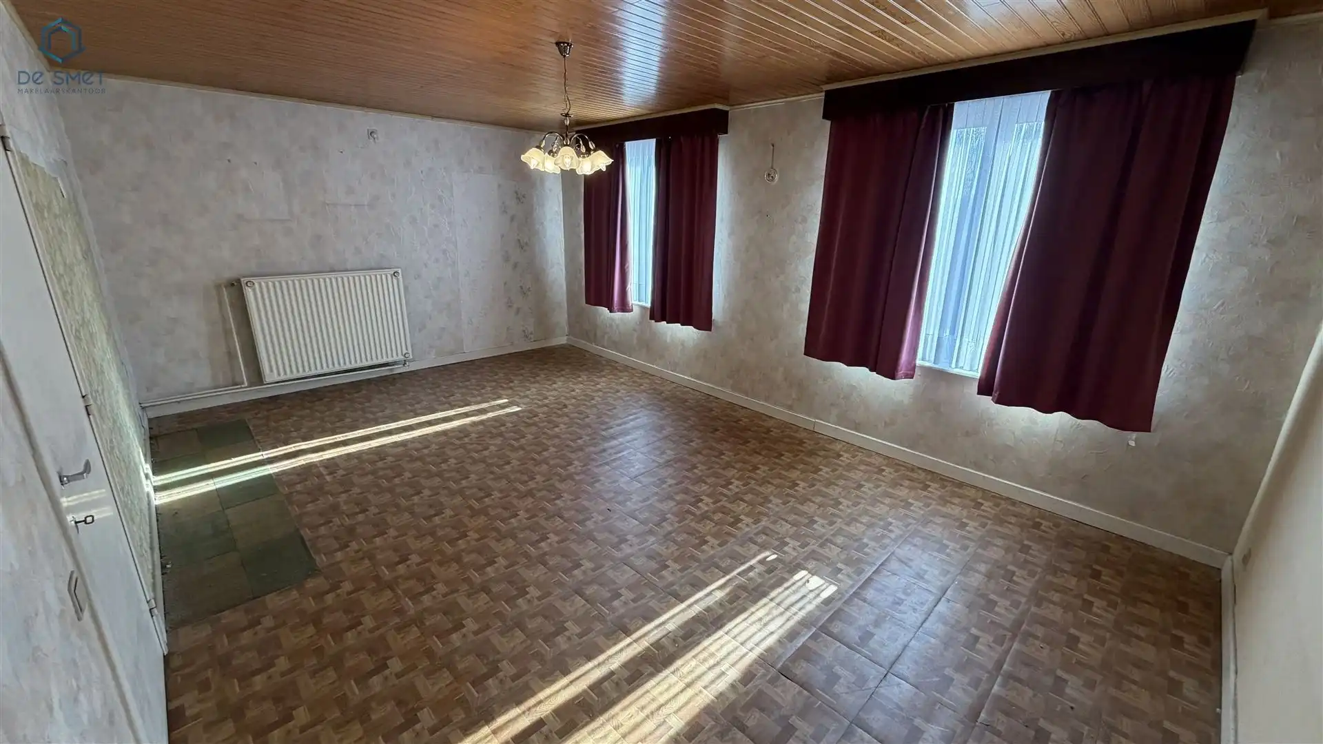 Te renoveren woning/projectgrond met 4 slp, garage en atelier. foto 15
