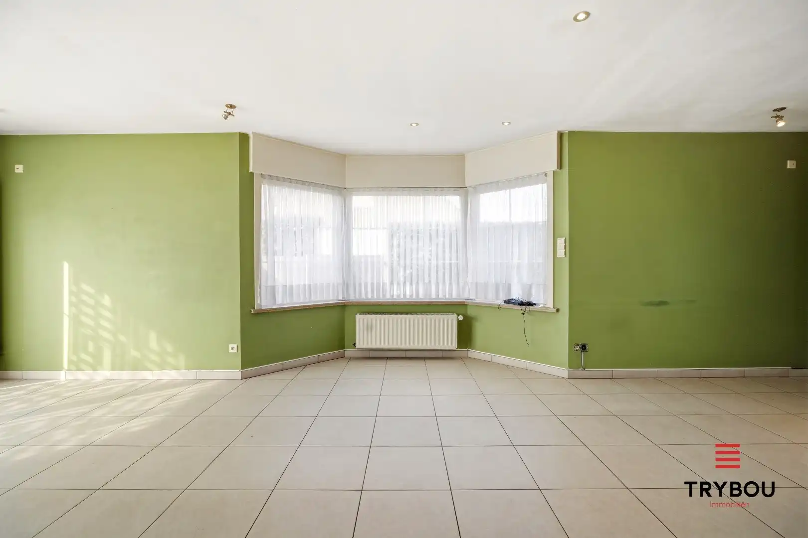 Ruime halfopen woning met 5 slaapkamers te koop in Werken met garage en ruime tuin! foto 7