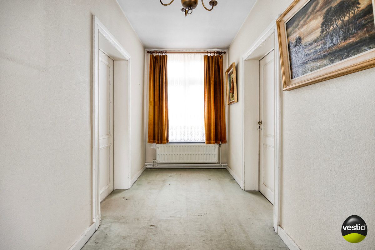 RUSTIG GELEGEN KARAKTERVOLLE AUTHENTIEKE WONING OP 6A85CA TE LAUW. foto 18