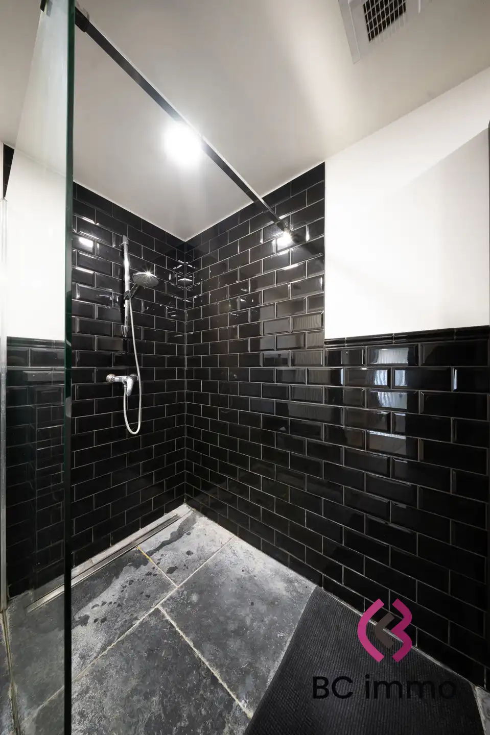 Exclusief duplex met zonneterras, designkeuken en hoogwaardige afwerking foto 15